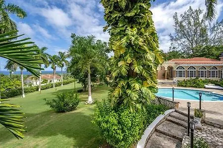 Villa Hospitality Expert Mmc - Fun Pool Bar & Beach Montego Bay